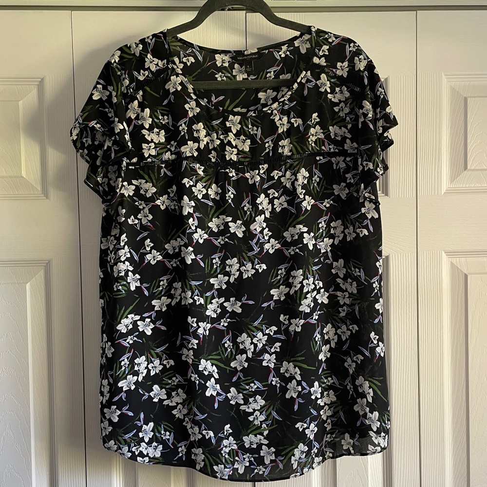 Floral print Banana Republic top